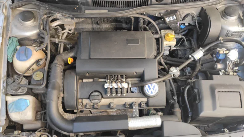 Volkswagen Golf 2002 - 5