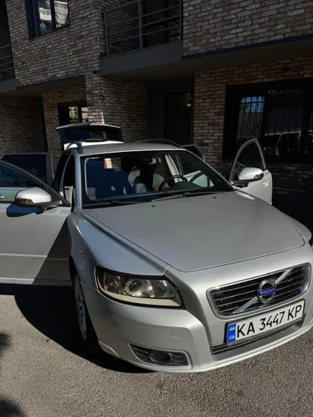 Volvo V50 2011 - 16