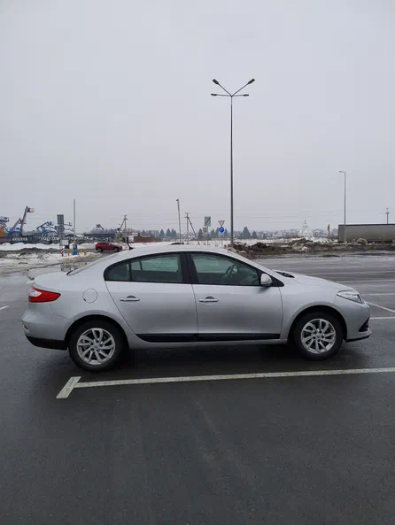 Renault Fluence 2013 - 6