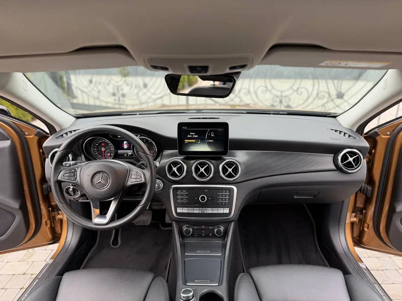 Mercedes-Benz GLA 2017 - 17