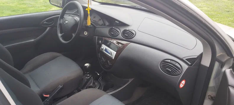 Ford Focus 2003 - 12