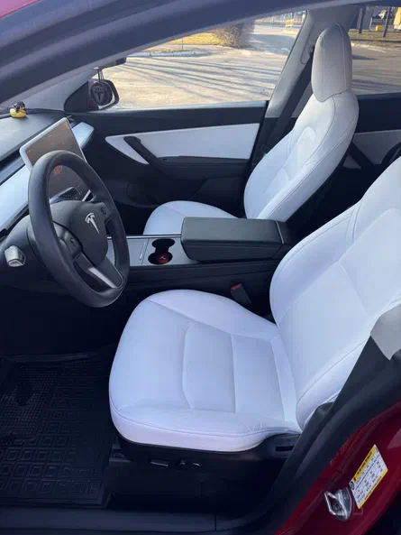 Tesla Model Y 2022 - 12