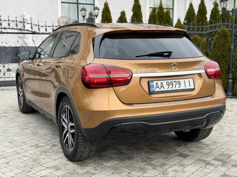 Mercedes-Benz GLA 2017 - 68
