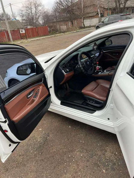 BMW 5 серія 2013 - 5