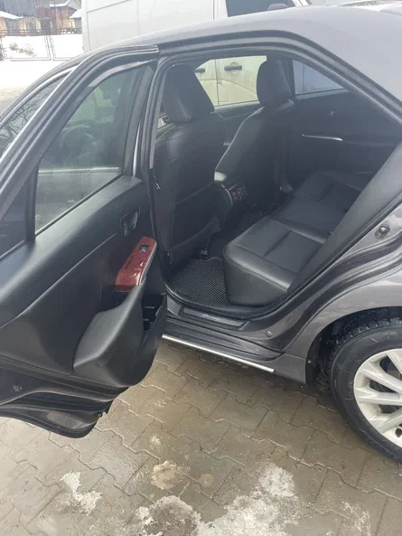 Toyota Camry 2014 - 5