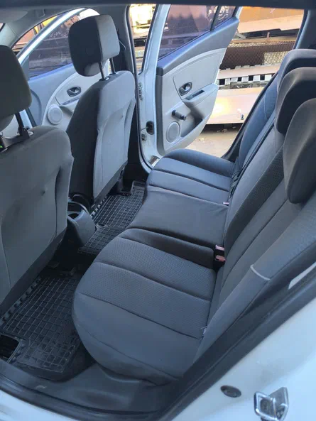 Renault Megane 2011 - 9