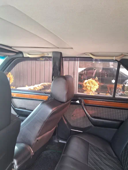 Mercedes-Benz W124 1987 - 7