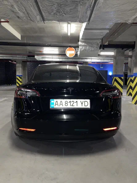 Tesla Model 3 2019 - 6