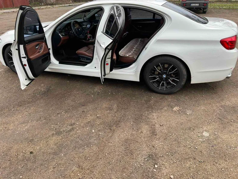 BMW 5 серии 2013