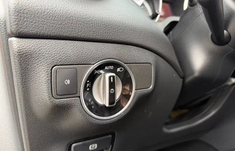 Mercedes-Benz GLA 2017 - 26