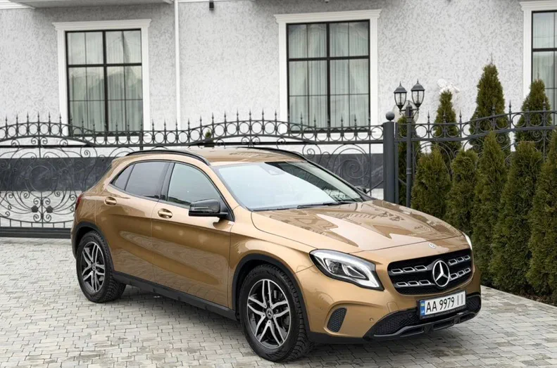 Mercedes-Benz GLA 2017 - 50