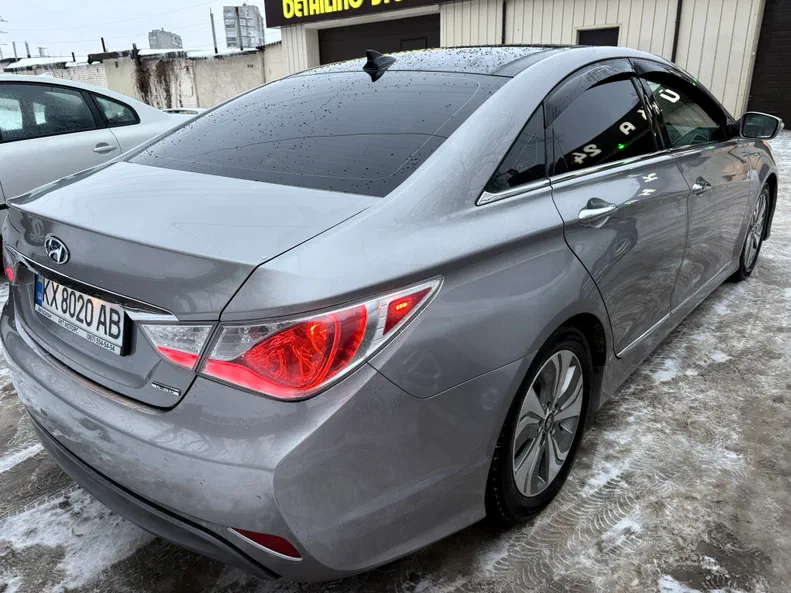 Hyundai Sonata 2013