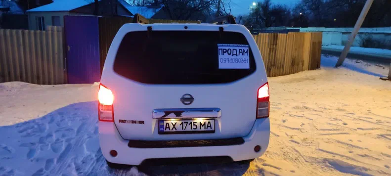 Nissan Pathfinder 2010