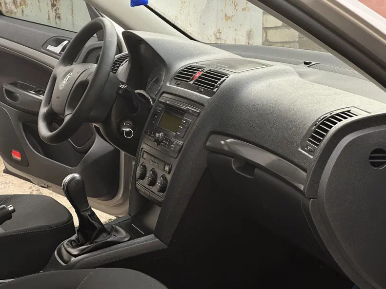 Skoda Octavia 2008 - 25