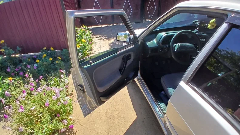 Lada (ВАЗ) 2115 2006 - 13