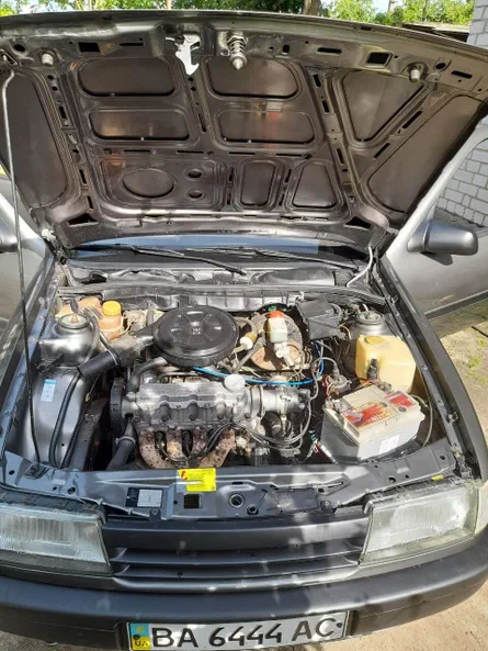 Opel Vectra 1989 - 11