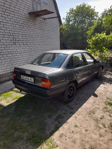 Opel Vectra 1989 - 3