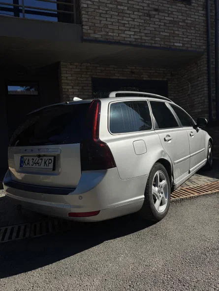 Volvo V50 2011 - 25