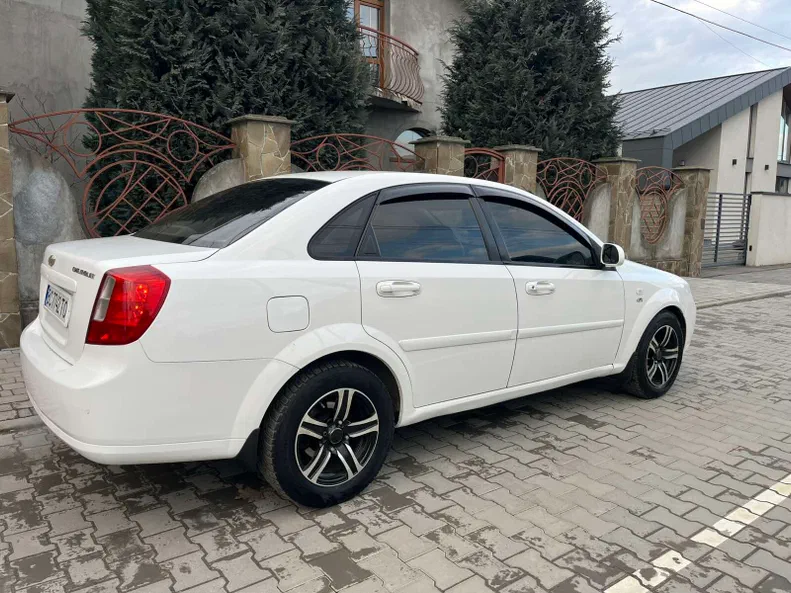 Chevrolet Lacetti 2005 - 12