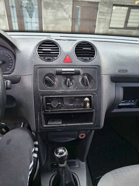 Volkswagen Caddy 2004