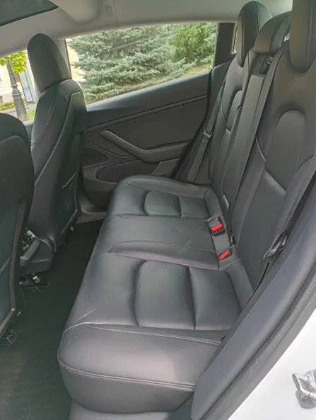 Tesla Model 3 2020 - 5