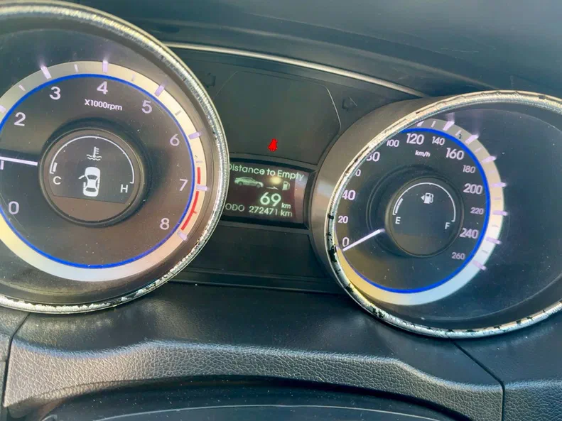 Hyundai Sonata 2010 - 9