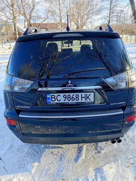 Mitsubishi Outlander 2010