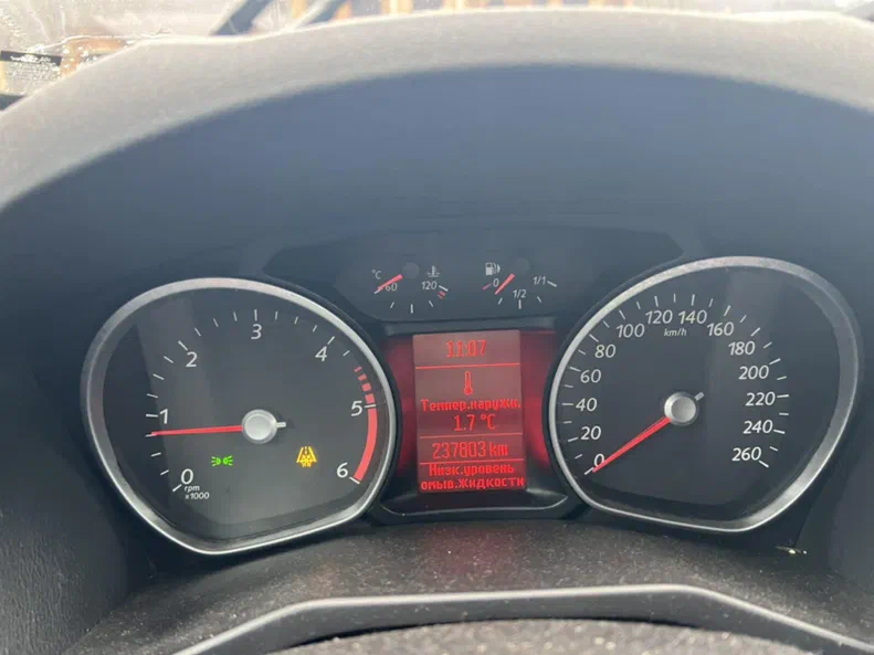 Ford Mondeo 2013 - 13