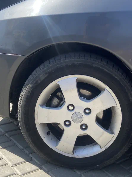 Mitsubishi Space Star 2003