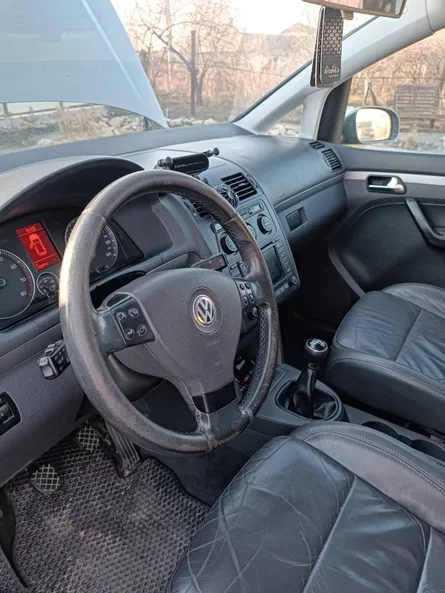 Volkswagen Touran 2004 - 14