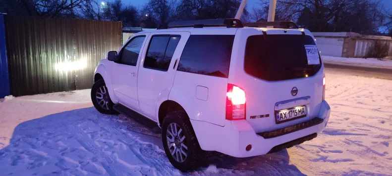 Nissan Pathfinder 2010