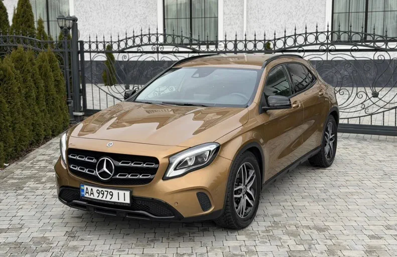 Mercedes-Benz GLA 2017 - 49