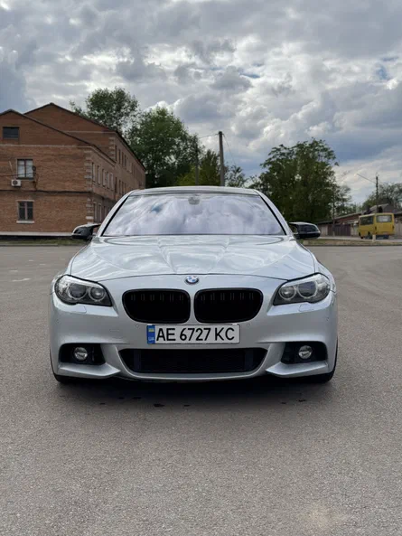 BMW 5 серія 2014 - 7