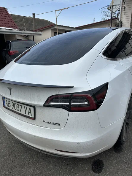 Tesla Model 3 2020 - 8