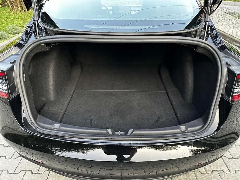 Tesla Model 3 2020 - 12