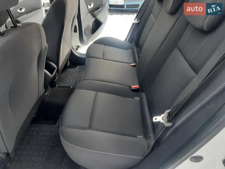 Renault Megane 2012 - 7