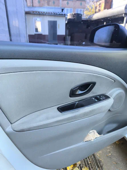 Renault Megane 2011 - 18