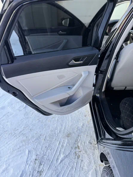 Volkswagen Jetta 2018 - 9