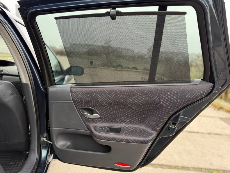 Renault Laguna 2003 - 16