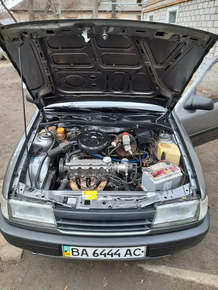 Opel Vectra 1989