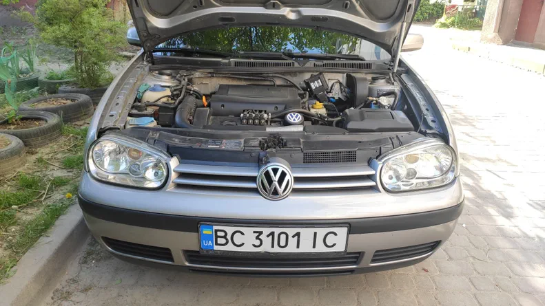 Volkswagen Golf 2002 - 13