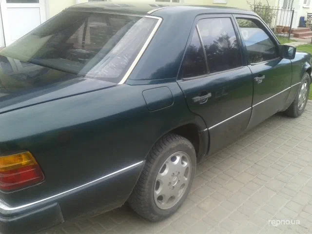 Mercedes-Benz E-Клас 1991 - 5
