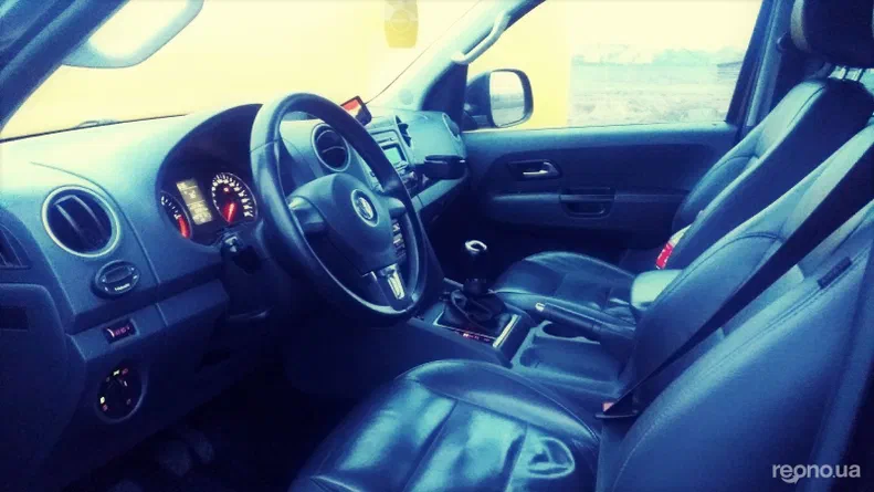 Volkswagen Amarok 2011 - 10