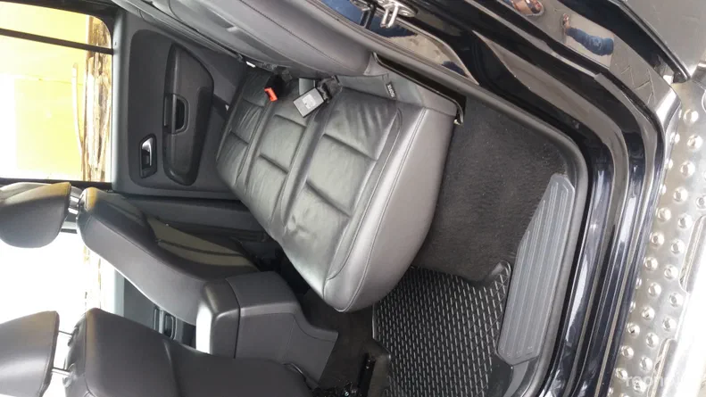 Volkswagen Amarok 2011 - 13