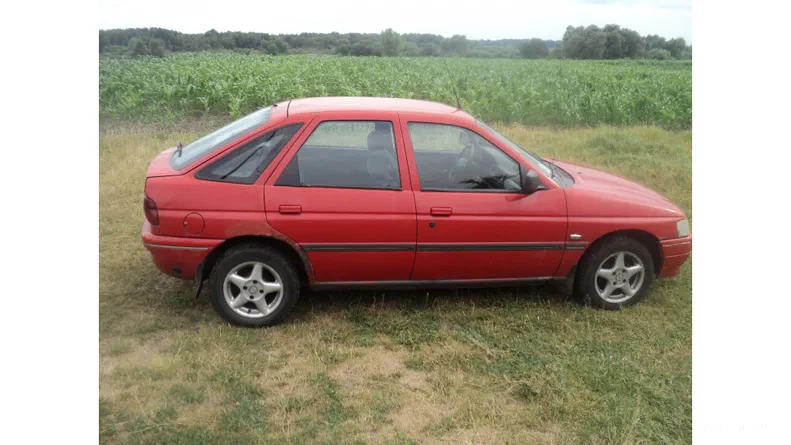 Ford Escort 1993 - 6