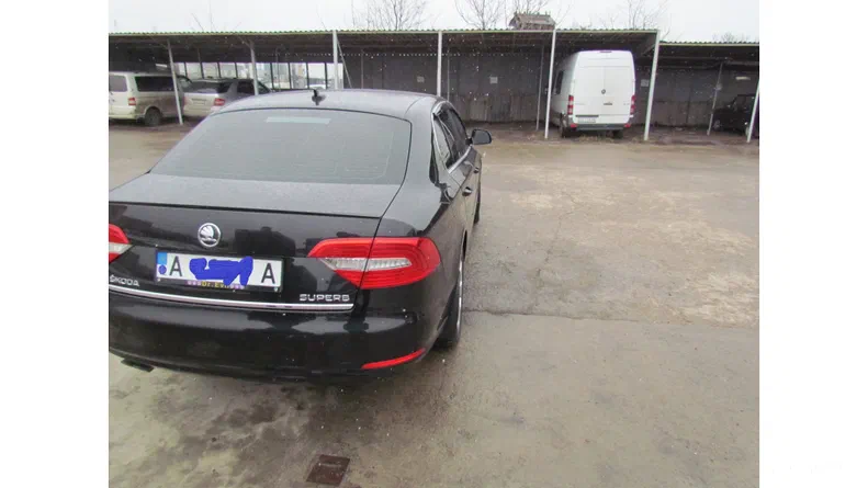Skoda Superb 2013