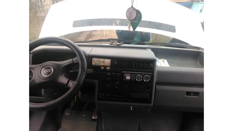 Volkswagen Caravelle 1995 - 8