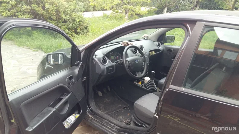 Ford Fiesta 2006 - 7