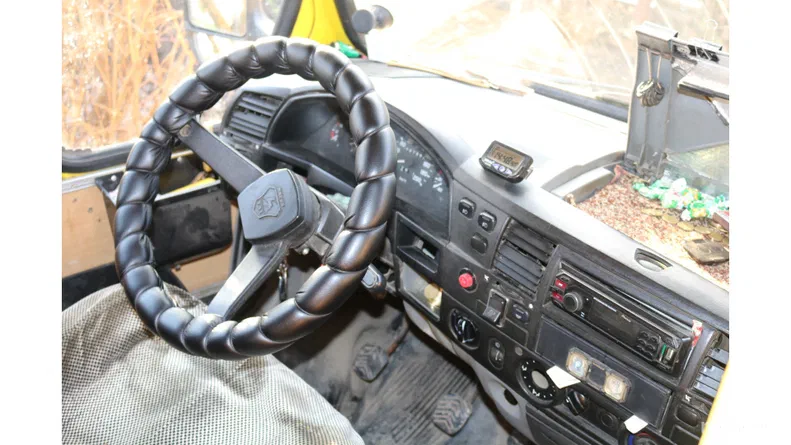 БАЗ 2215 2008 - 6