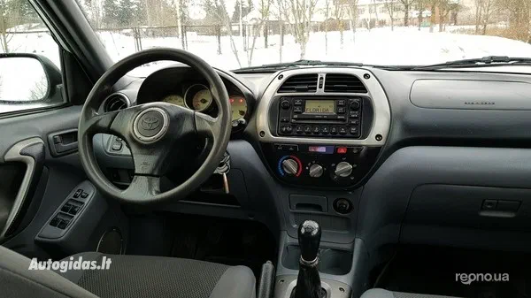 Toyota RAV4 2001